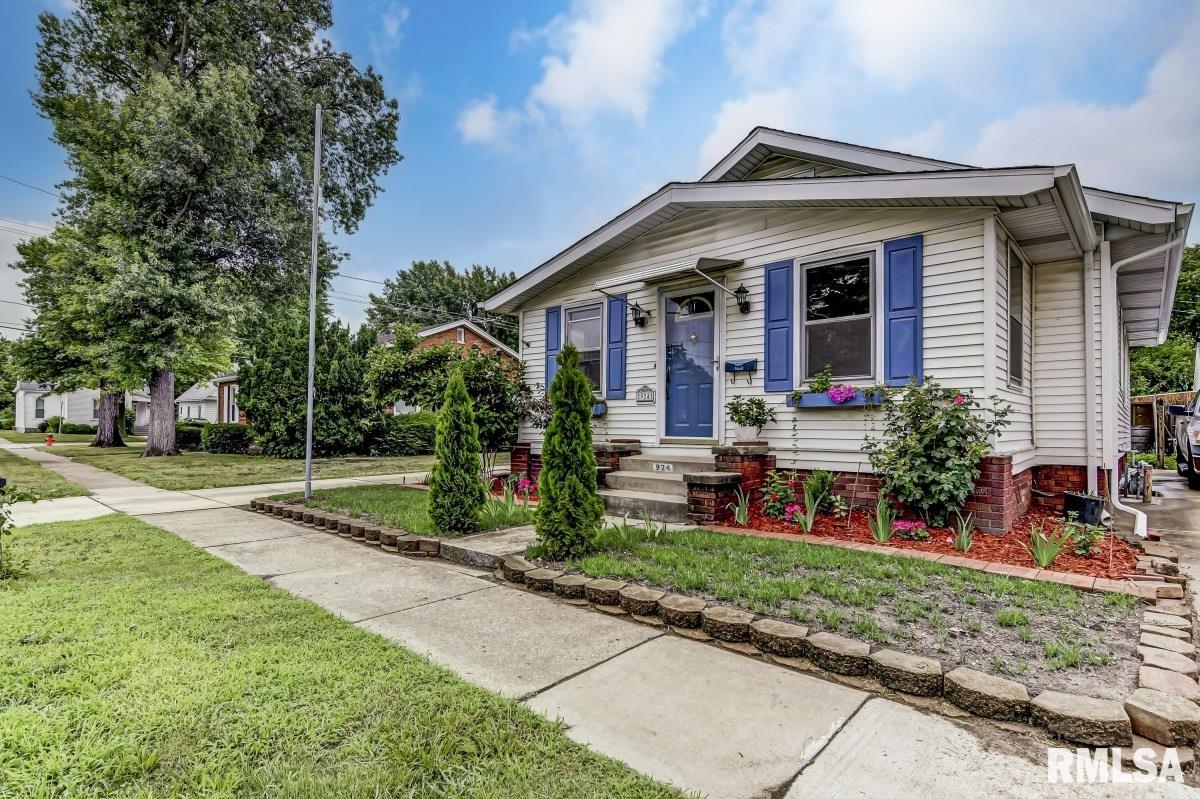 924 North Walnut Street Springfield, IL 62702 - Photo 3 of 30