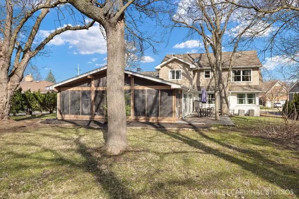 $895,000 | 774 Kenilworth Avenue, Glen Ellyn, IL 60137