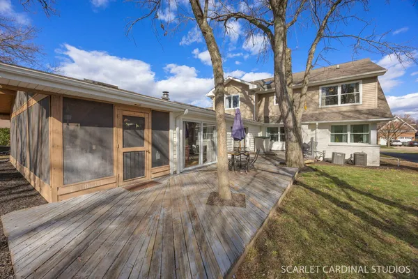 $895,000 | 774 Kenilworth Avenue, Glen Ellyn, IL 60137