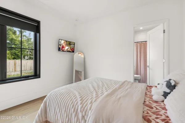 $2,495,000 | 40 Richmondville Avenue, Westport, CT 06880