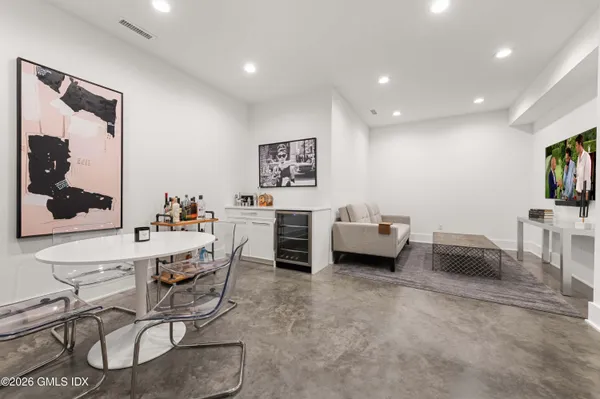 $2,495,000 | 40 Richmondville Avenue, Westport, CT 06880