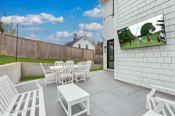 $2,495,000 | 40 Richmondville Avenue, Westport, CT 06880