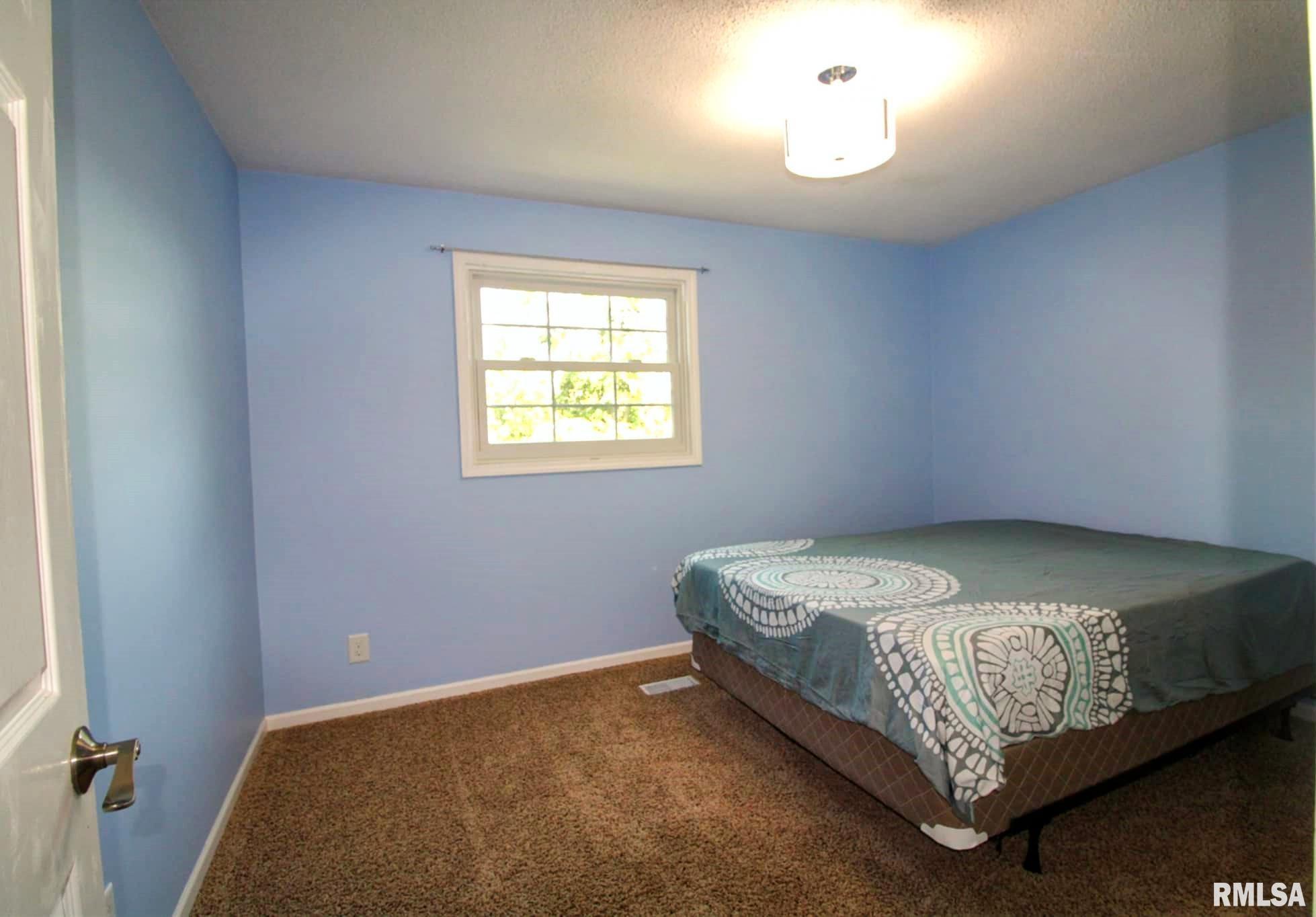 1222 Fundy Road Quincy, IL 62301 - Photo 20 of 39 Gallery Image 20