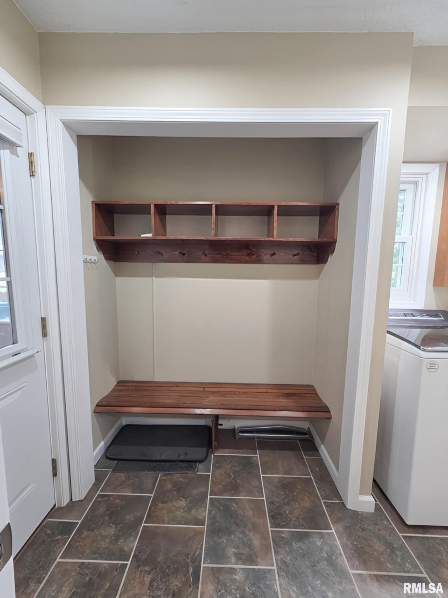 1222 Fundy Road Quincy, IL 62301 - Photo 24 of 39 Gallery Image 24
