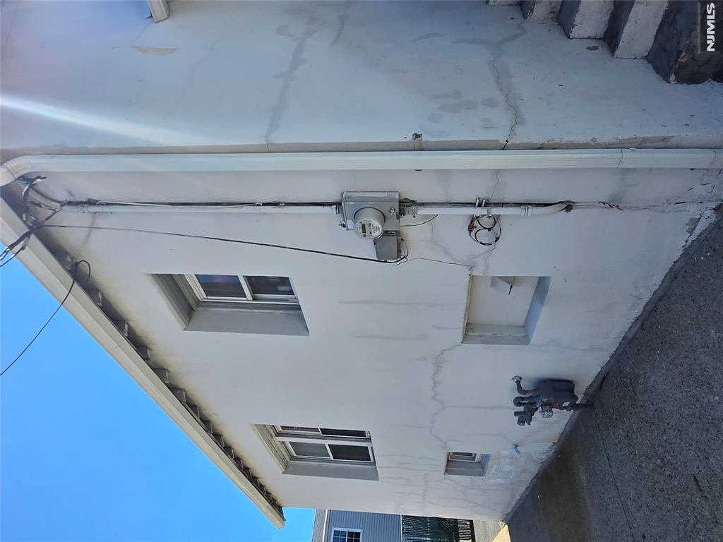 198 Kansas Street Hackensack, NJ 07601 - Photo 16 of 16