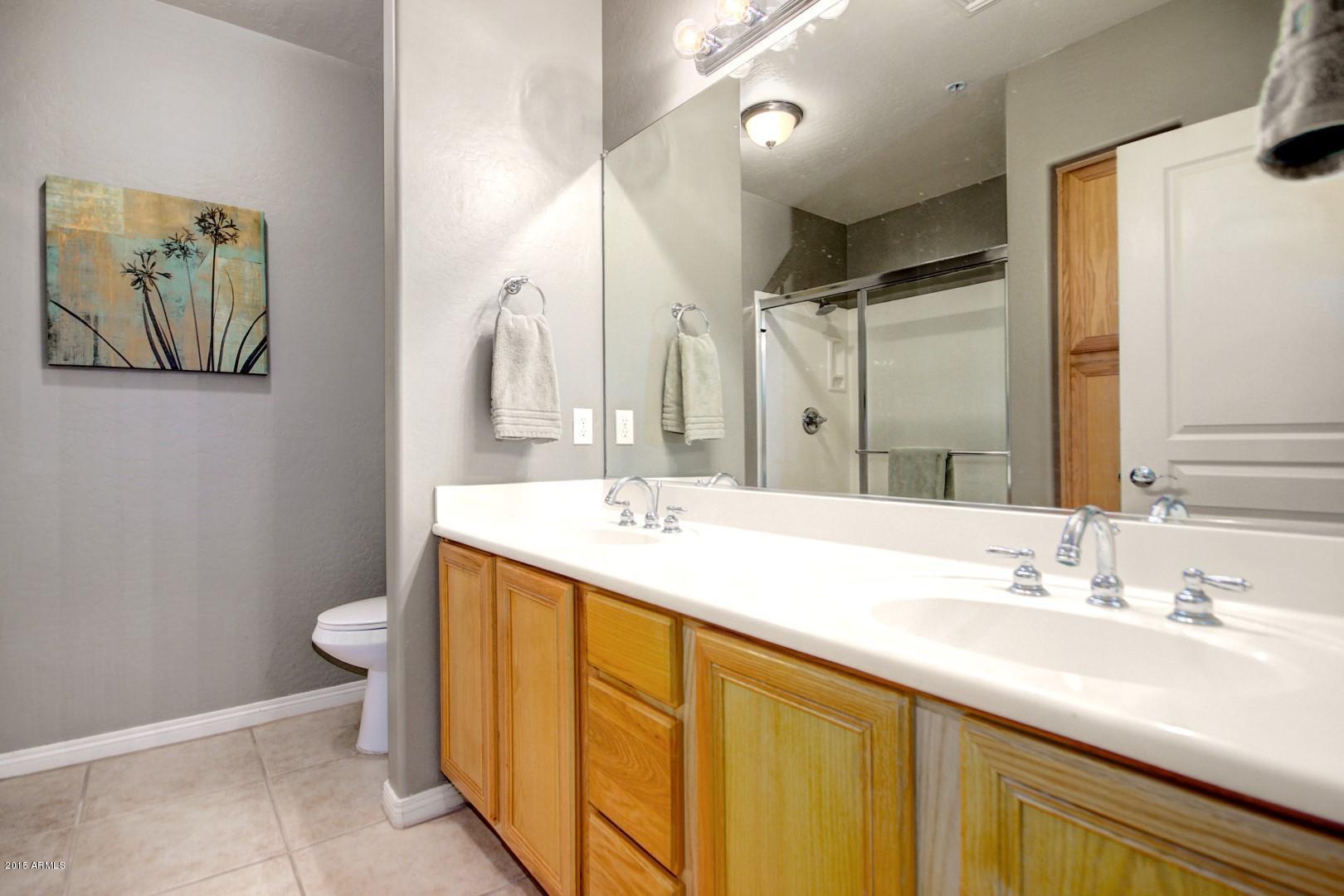 4488 East Thomas Road, Unit 2016 Phoenix, AZ 85018 - Photo 13 of 30 0010-Thomas (10)