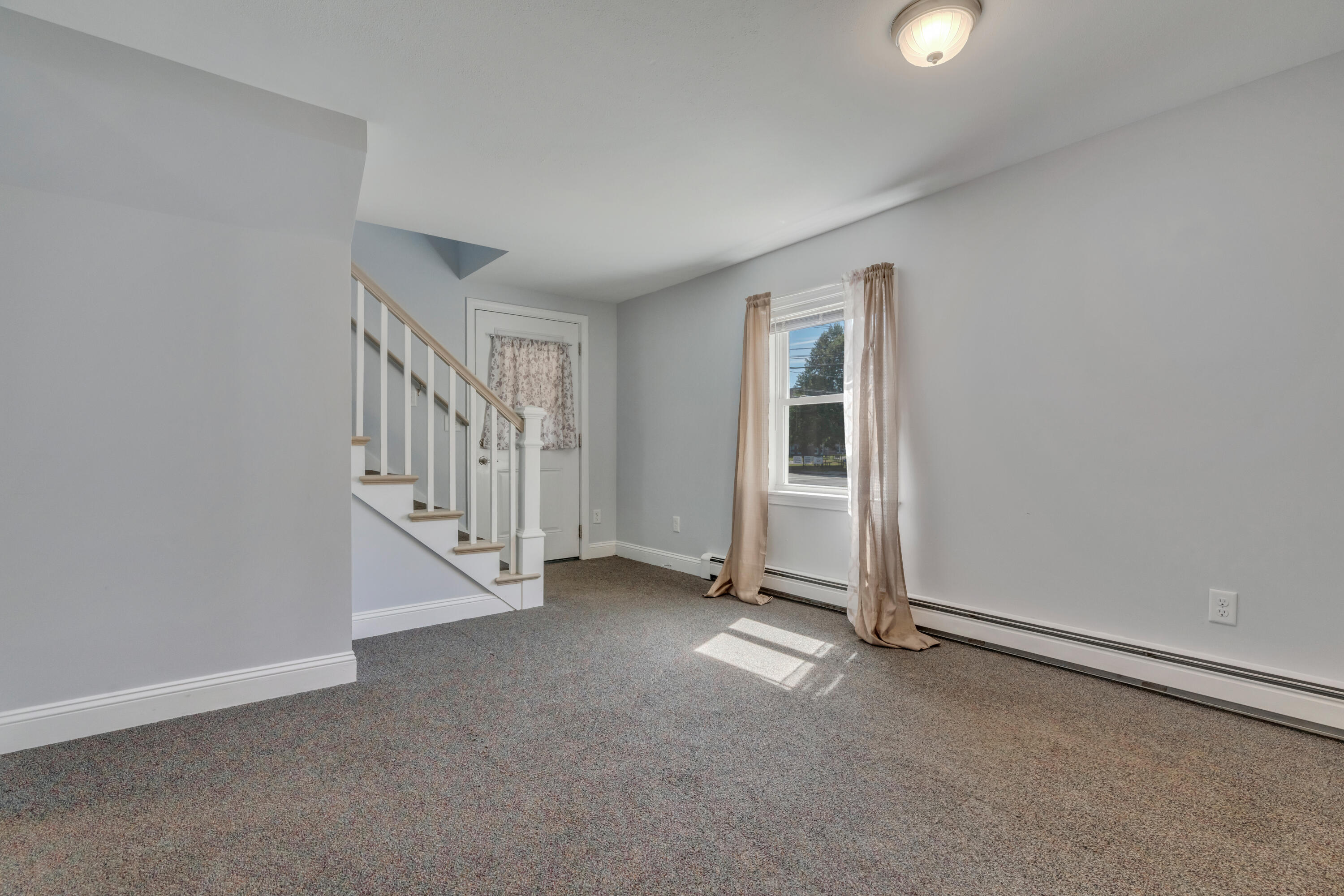 653 Main Street Springvale, ME 04083 - Photo 18 of 30 _DSC9824