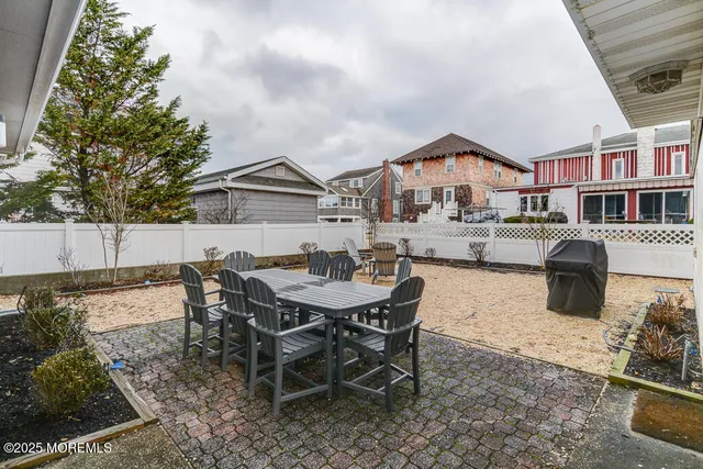 $7,800 | 10 E Street, Seaside Park, NJ 08752