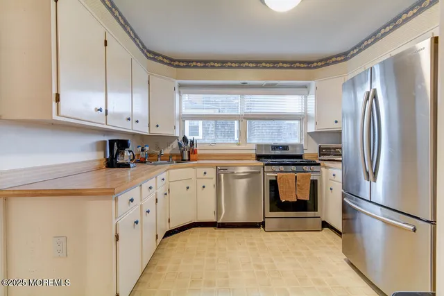 $7,800 | 10 E Street, Seaside Park, NJ 08752