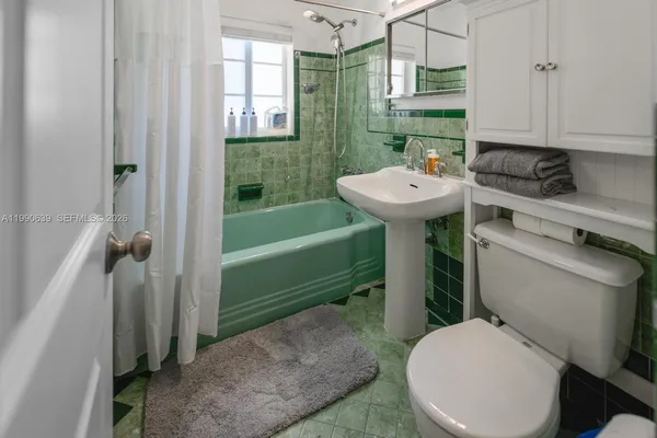 $7,000 | 1714 Costado Street, Unit 1714, Coral Gables, FL 33134