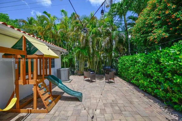 $7,000 | 1714 Costado Street, Unit 1714, Coral Gables, FL 33134