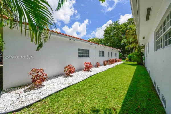 $7,000 | 1714 Costado Street, Unit 1714, Coral Gables, FL 33134