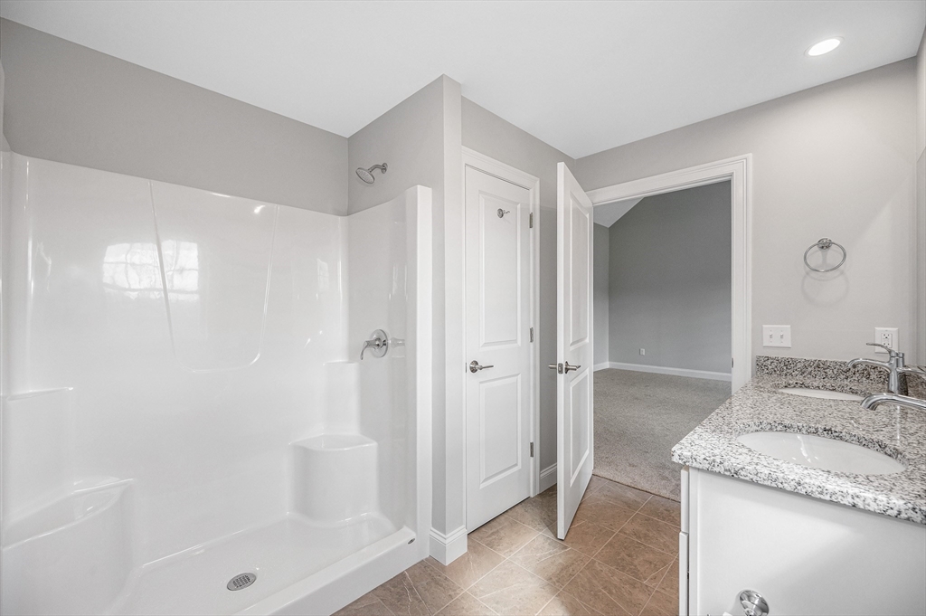 15 Lewis Farm Road, Unit 15 Dracut, MA 01826 - Photo 26 of 42