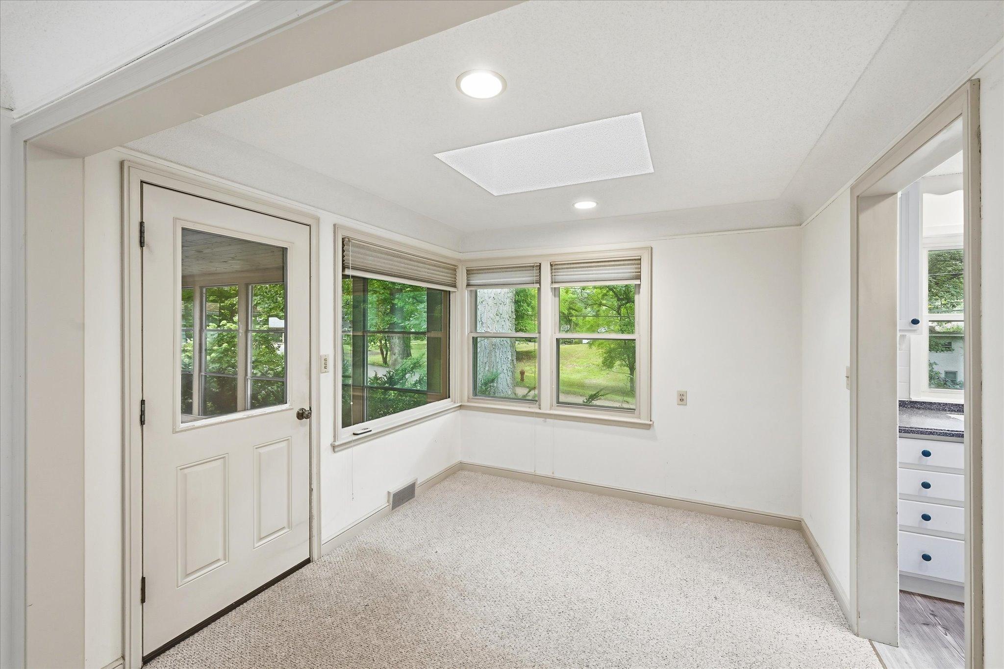 14310 Quigley Road Minnetonka, MN 55345 - Photo 4 of 65 Gallery Image 4