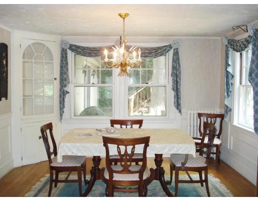 75 Trapelo Road Waltham, MA 02452 - Photo 3 of 8 Gallery Image 3