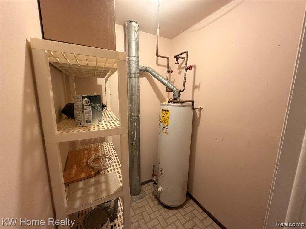 32005 West 12 Mile Road, Unit 204 Farmington, MI 48334 - Photo 11 of 13