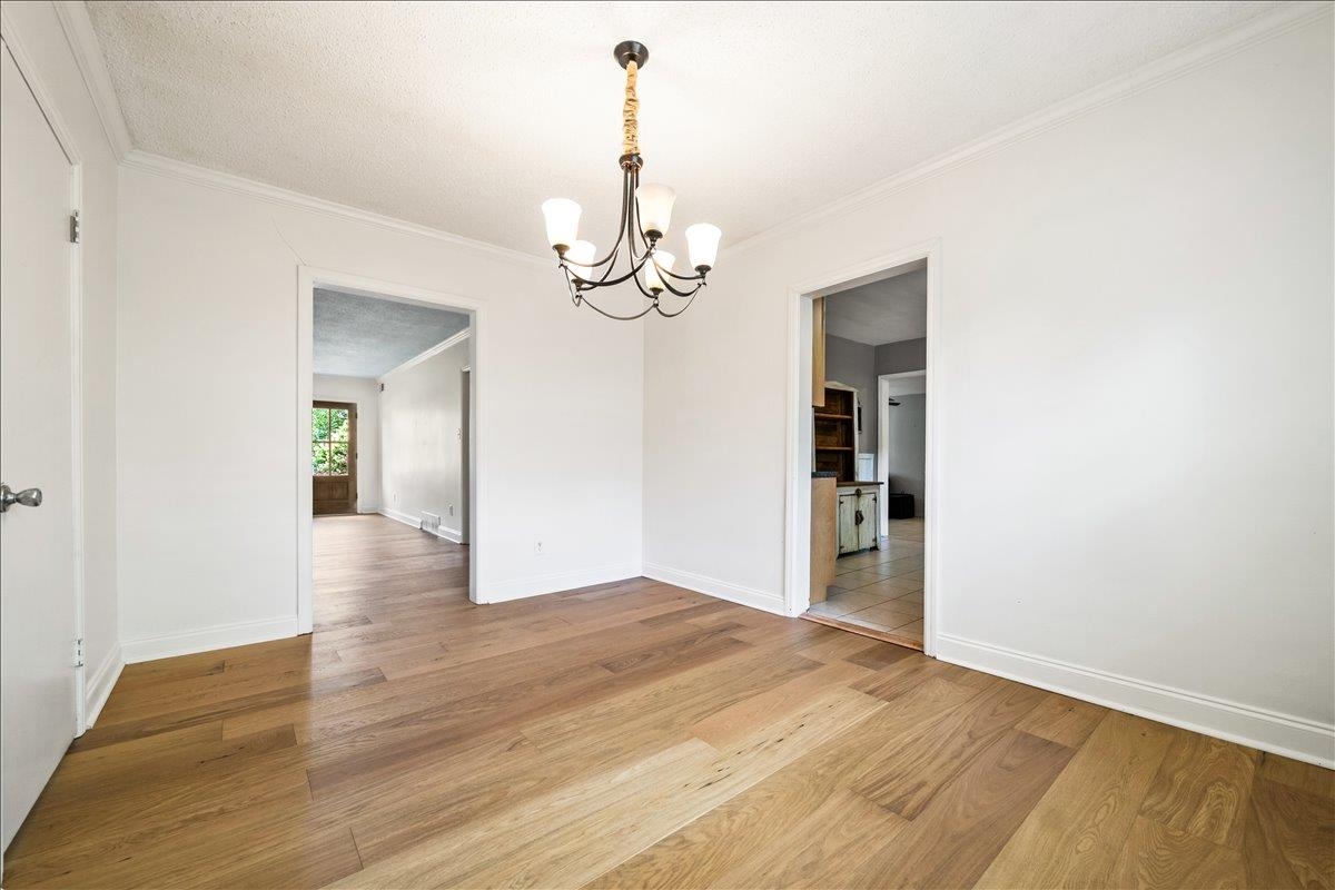 252 Barry Road Memphis, TN 38117 - Photo 12 of 39 Dining room