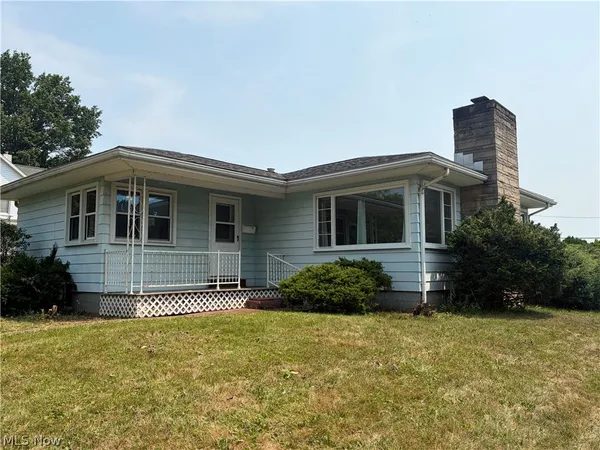 $159,900 | 404 Jackson Avenue Northeast, Brewster, OH 44613