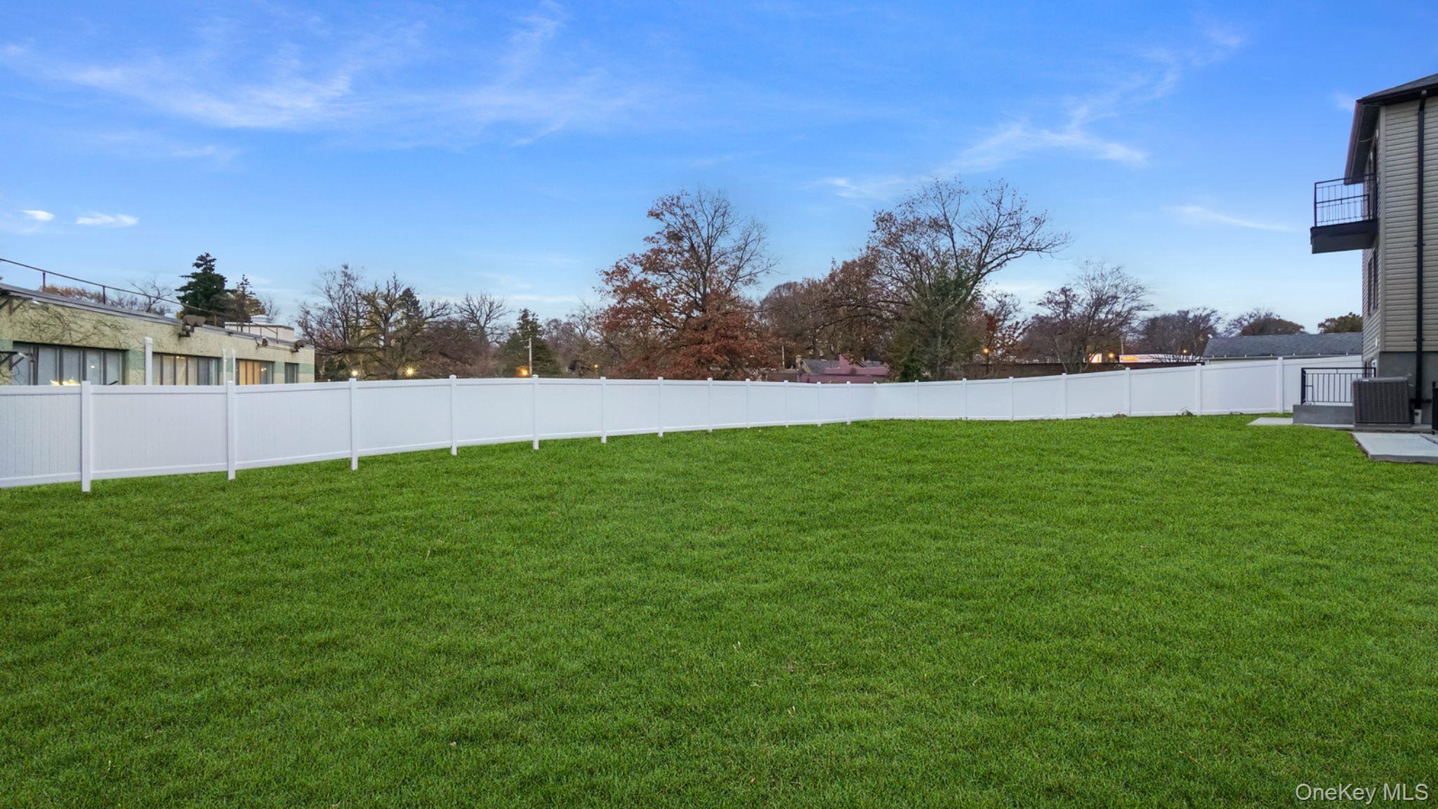 340 East 234th Street Bronx, NY 10470 - Photo 31 of 40 View of fenced backyard