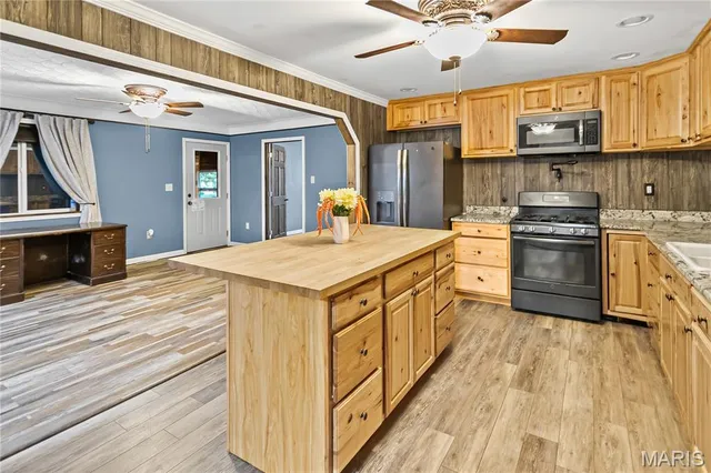 $142,000 | 208 Ferguson Street, Jerseyville, IL 62052