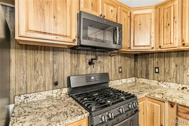 $142,000 | 208 Ferguson Street, Jerseyville, IL 62052