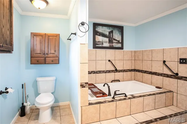 $142,000 | 208 Ferguson Street, Jerseyville, IL 62052