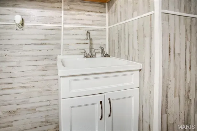 $142,000 | 208 Ferguson Street, Jerseyville, IL 62052