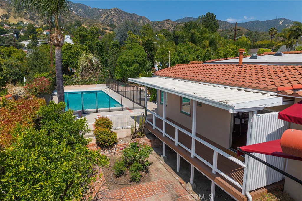 1981 Rangeview Drive Glendale, CA 91201 - Photo 44 of 50