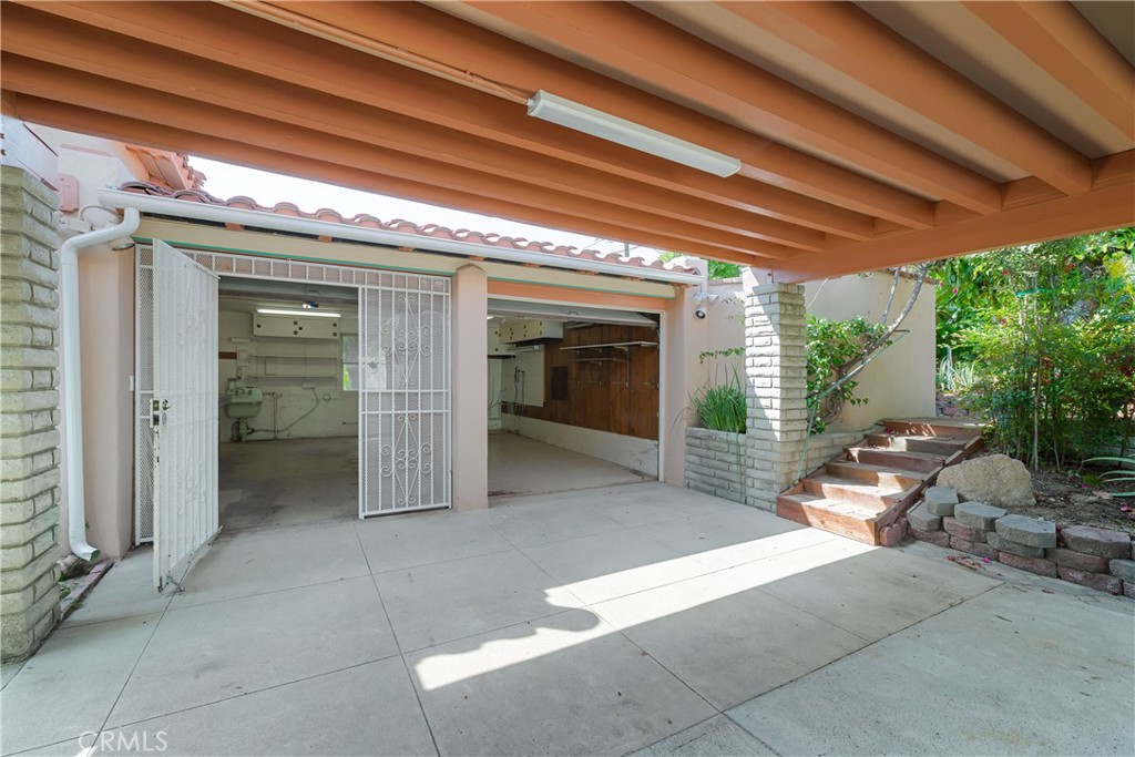 1981 Rangeview Drive Glendale, CA 91201 - Photo 48 of 50