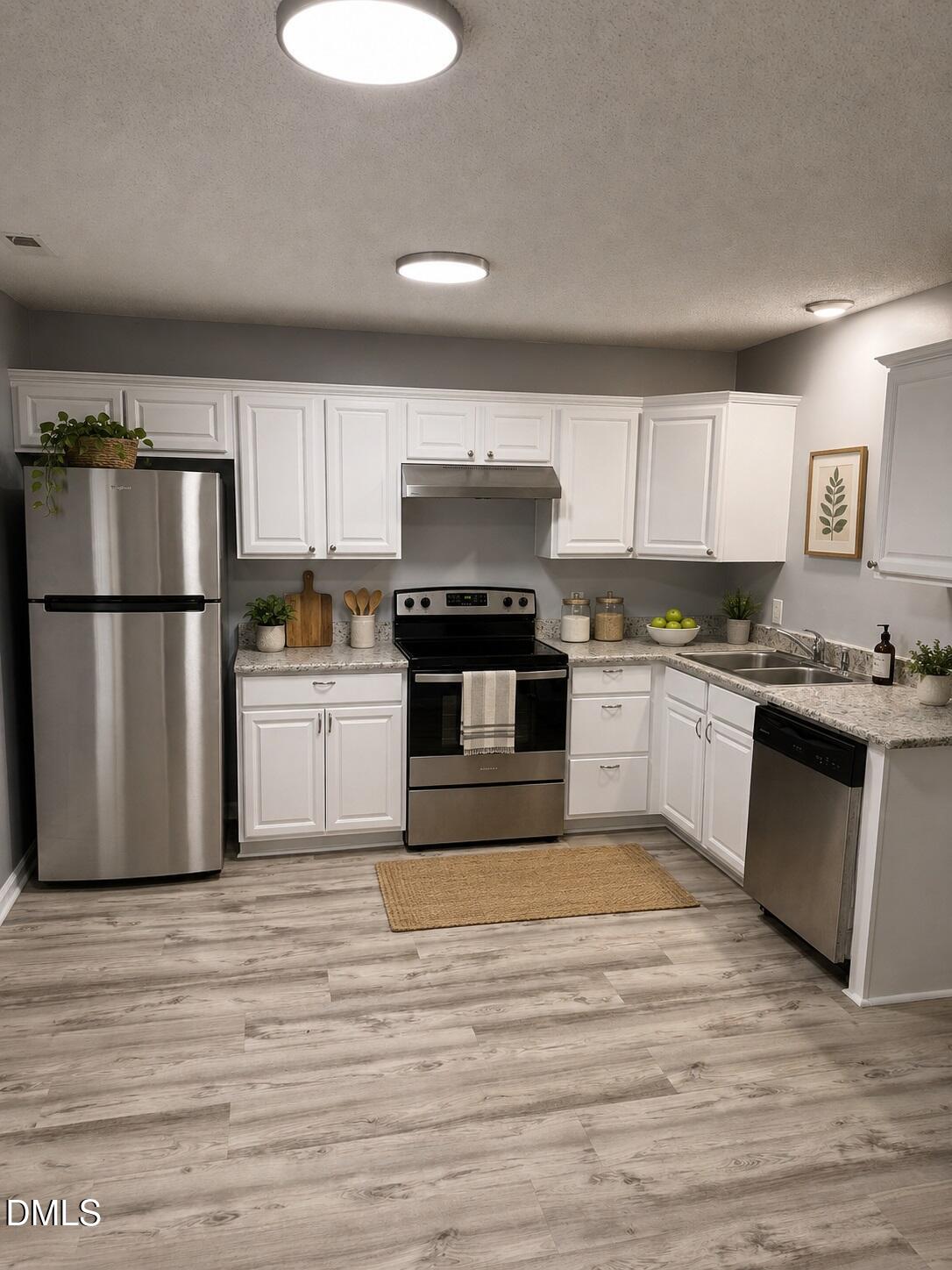5553 Fieldcross Court Raleigh, NC 27610 - Photo 2 of 14 2) 74550-6a6370c152d6e