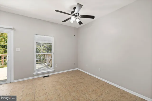 $514,999 | 15719 Lansdale Place, Dumfries, VA 22025