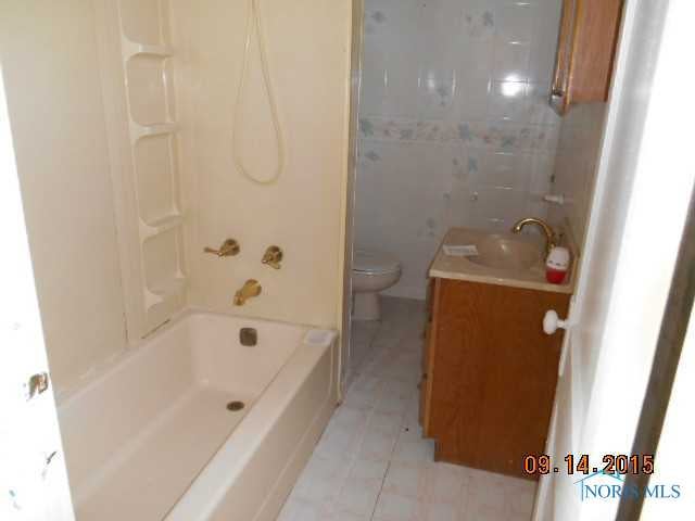 3840 Jackman Road Toledo, OH 43612 - Photo 5 of 9 Gallery Image 5