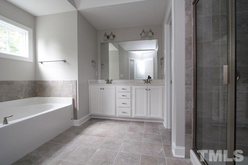 609 Seabring Lane Raleigh, NC 27603 - Photo 9 of 23 Gallery Image 9