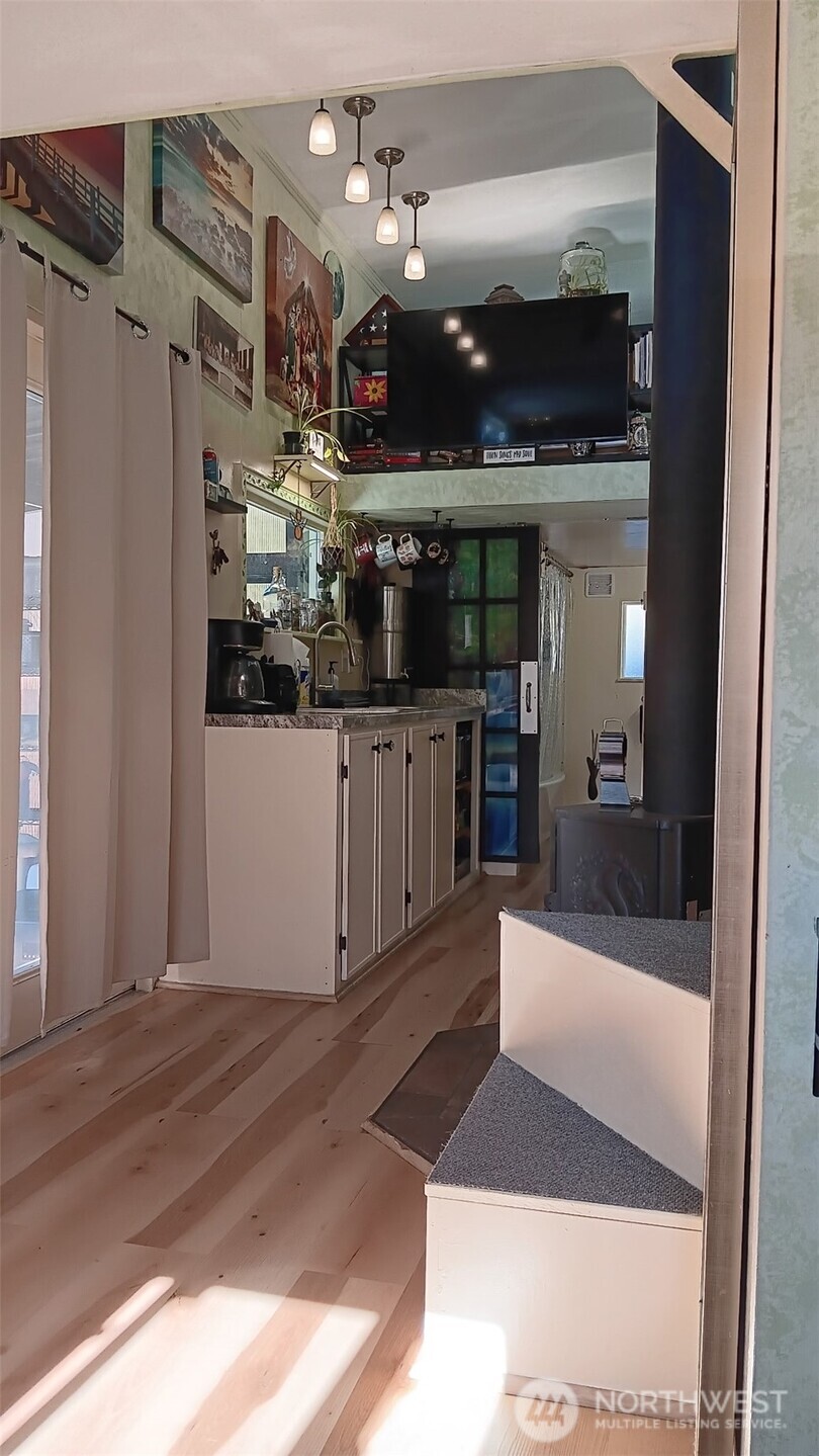 47367 State Rte 20 Concrete, WA 98237 - Photo 11 of 15 a view of a living room