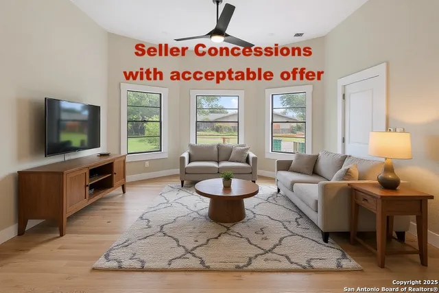 $359,000 | 926 Nolan Street, San Antonio, TX 78202