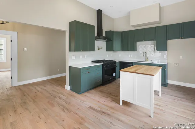 $359,000 | 926 Nolan Street, San Antonio, TX 78202