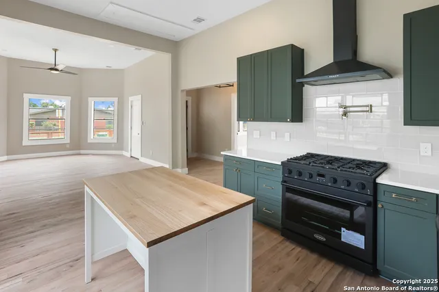 $359,000 | 926 Nolan Street, San Antonio, TX 78202