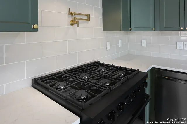 $359,000 | 926 Nolan Street, San Antonio, TX 78202