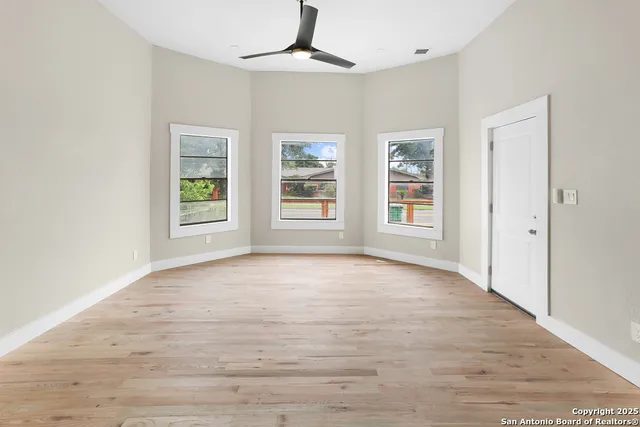 $359,000 | 926 Nolan Street, San Antonio, TX 78202