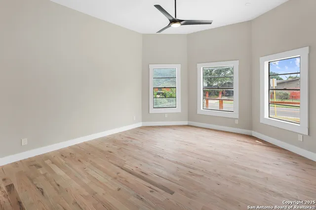 $359,000 | 926 Nolan Street, San Antonio, TX 78202