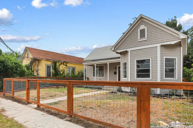 $359,000 | 926 Nolan Street, San Antonio, TX 78202