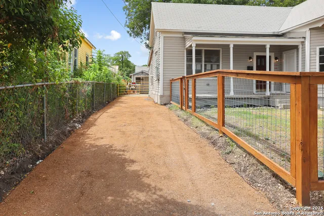 $359,000 | 926 Nolan Street, San Antonio, TX 78202