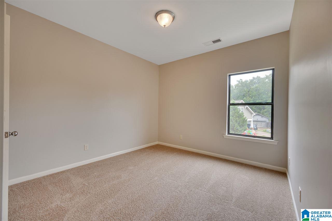 621 Enclave Lane Calera, AL 35040 - Photo 10 of 16