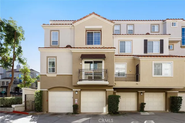 $515,000 | 33 Vía Pamplona, Rancho Santa Margarita, CA 92688