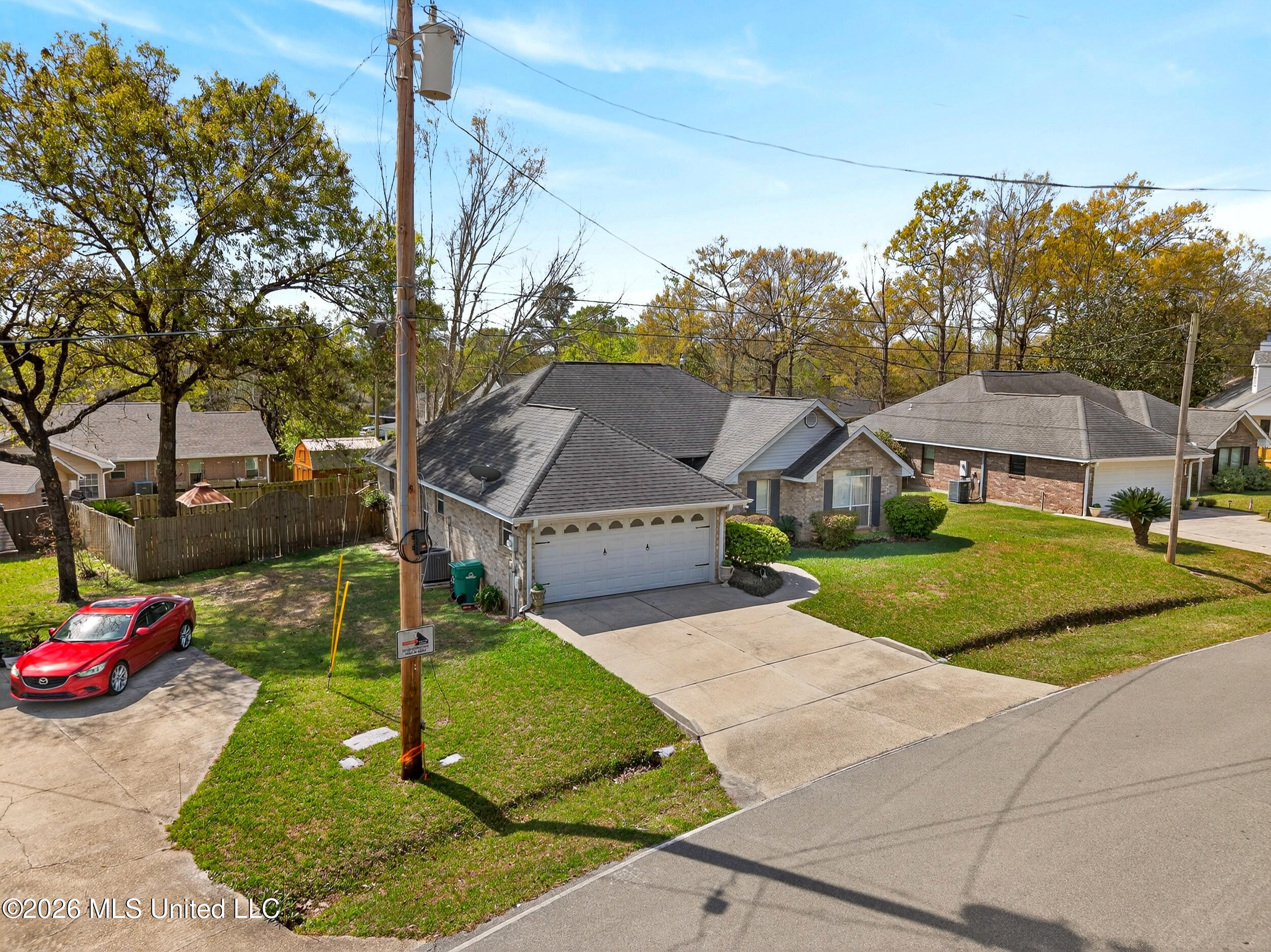 885 Manini Way Diamondhead, MS 39525 - Photo 53 of 55 53_aerial front 3