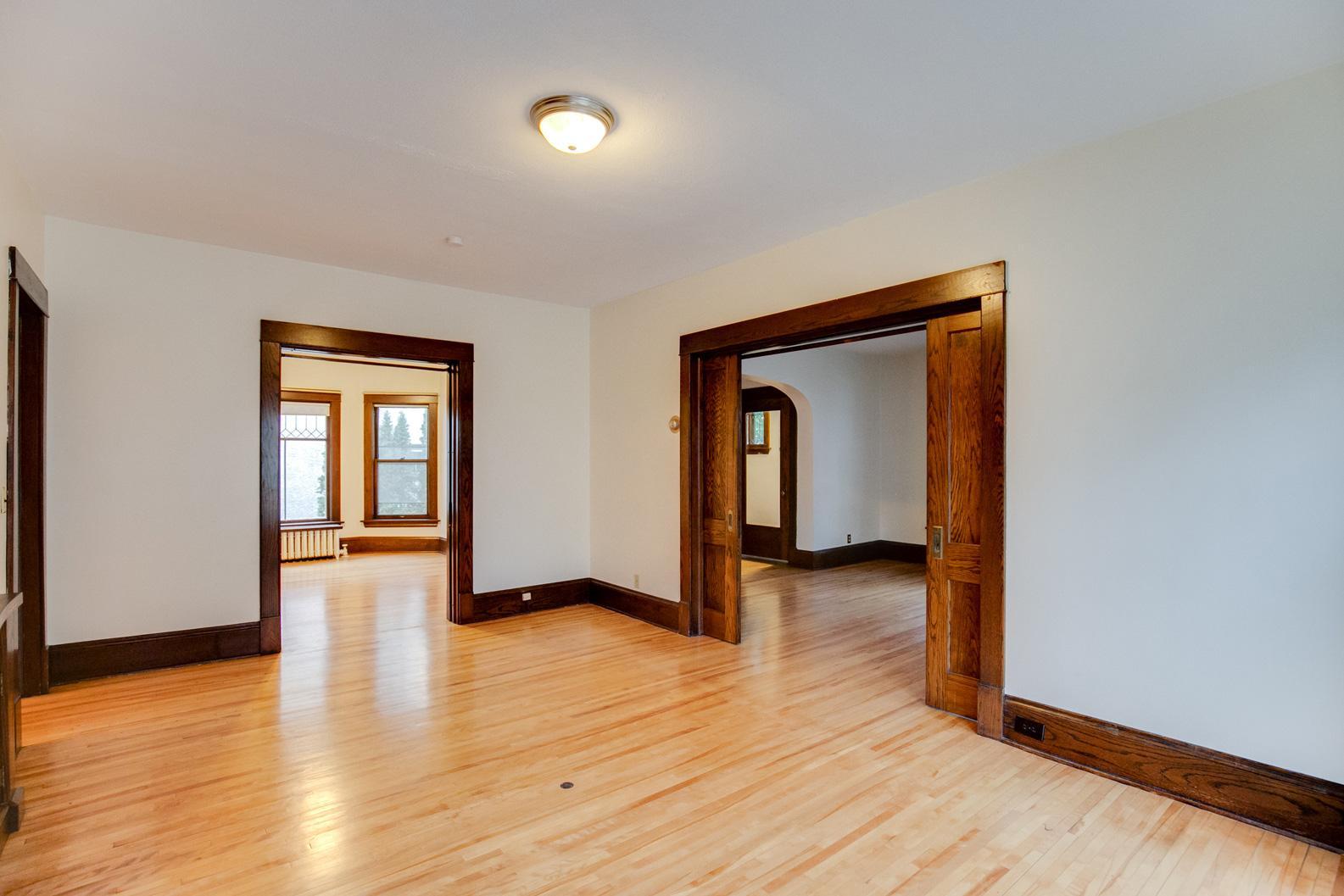 2433 West 22nd Street Minneapolis, MN 55405 - Photo 16 of 28