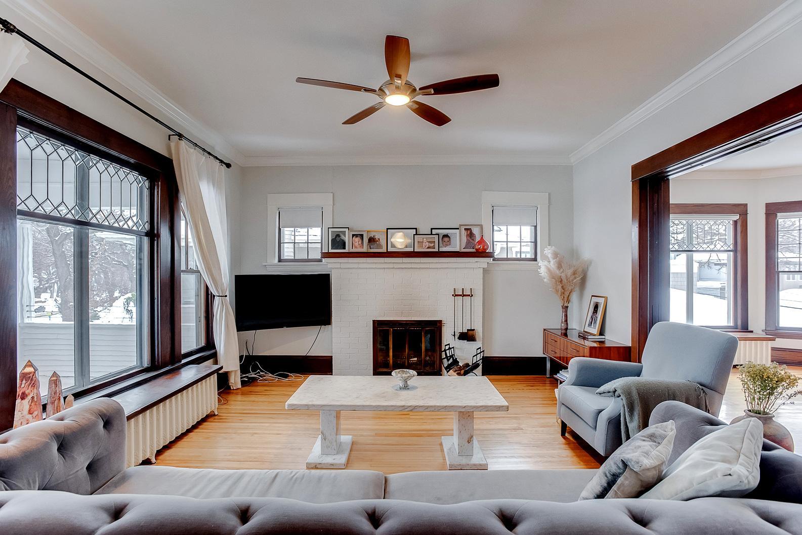 2433 West 22nd Street Minneapolis, MN 55405 - Photo 2 of 28