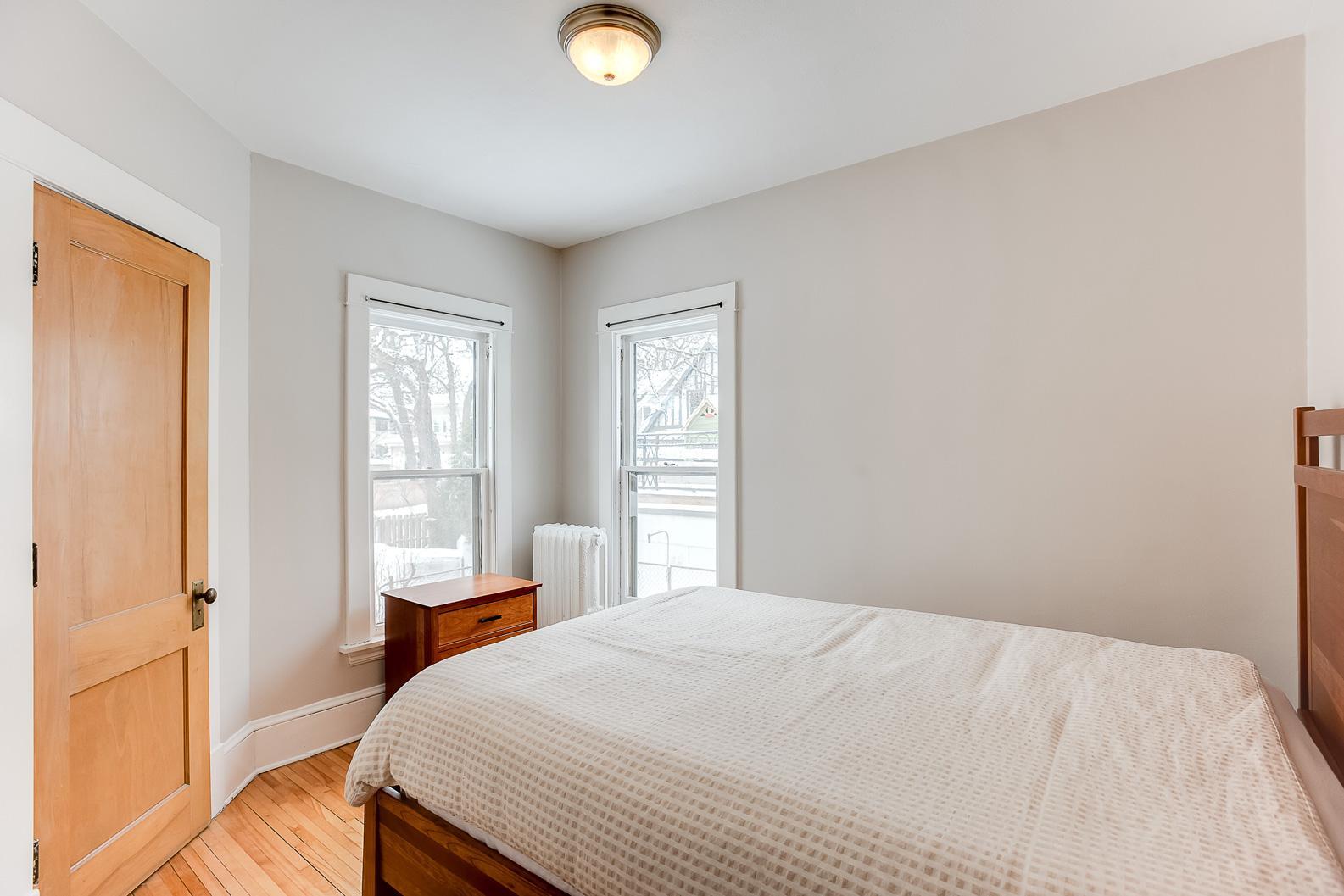 2433 West 22nd Street Minneapolis, MN 55405 - Photo 22 of 28