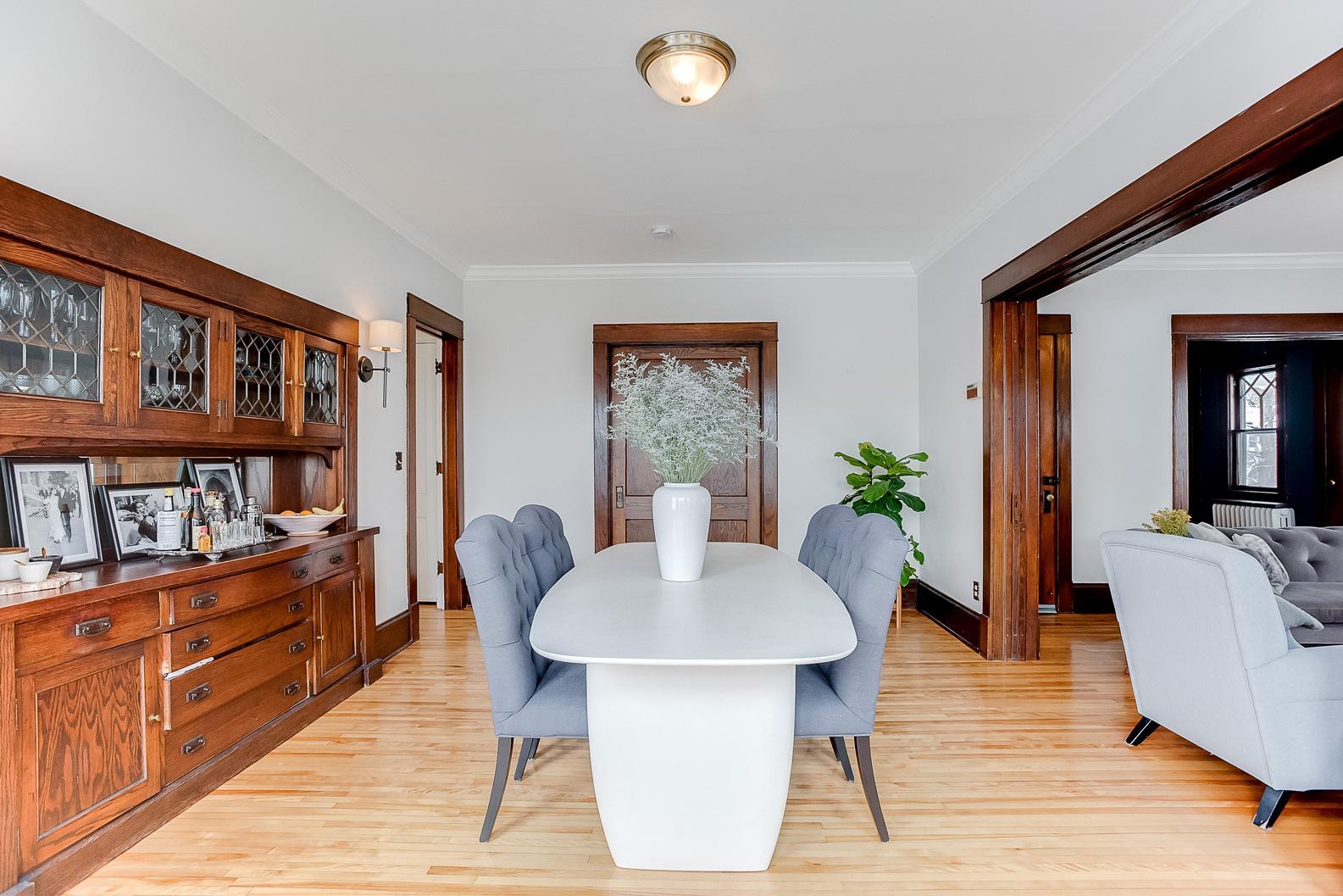 2433 West 22nd Street Minneapolis, MN 55405 - Photo 7 of 28