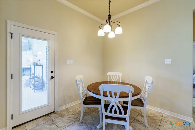 $585,000 | 910 Ridgeoak Drive, Belton, TX 76513